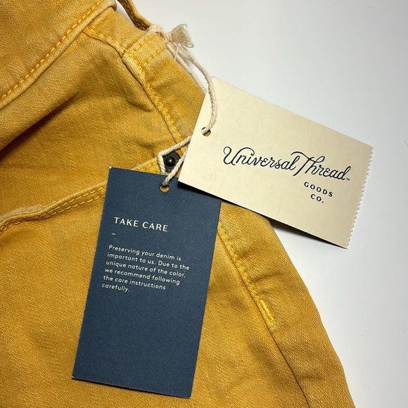 Universal Thread High Rise MIDI Shorts NWT Size 4/27 Yellow Gold - Picture 3 of 11